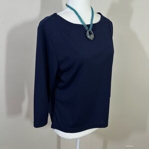 Ilyza   SZ  med top. Navy long sleeve  Very nice